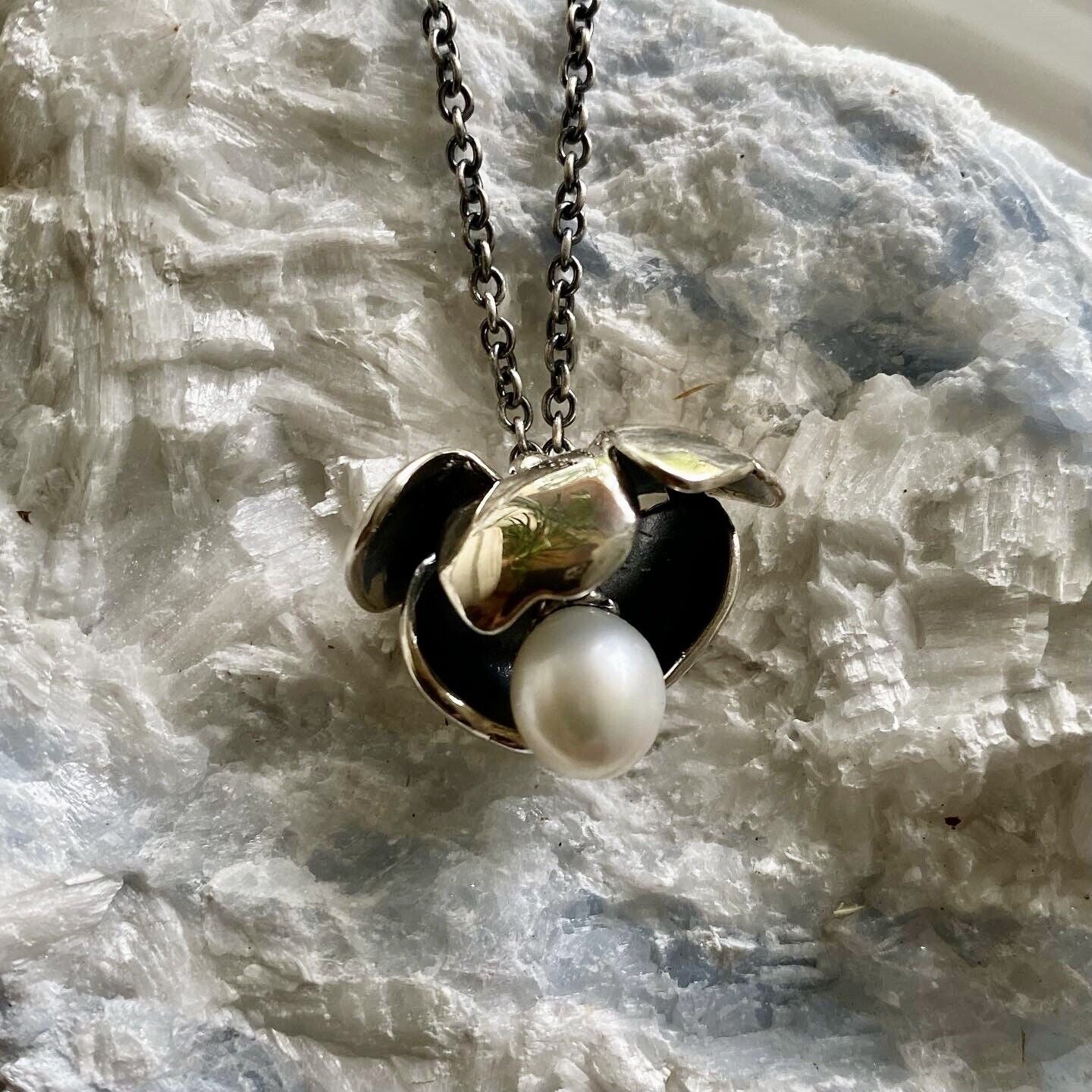 NEW RETIRED Trollbeads Shadow Flower #12911 Pendant Sterling Designer Soren Nielsen Auth
